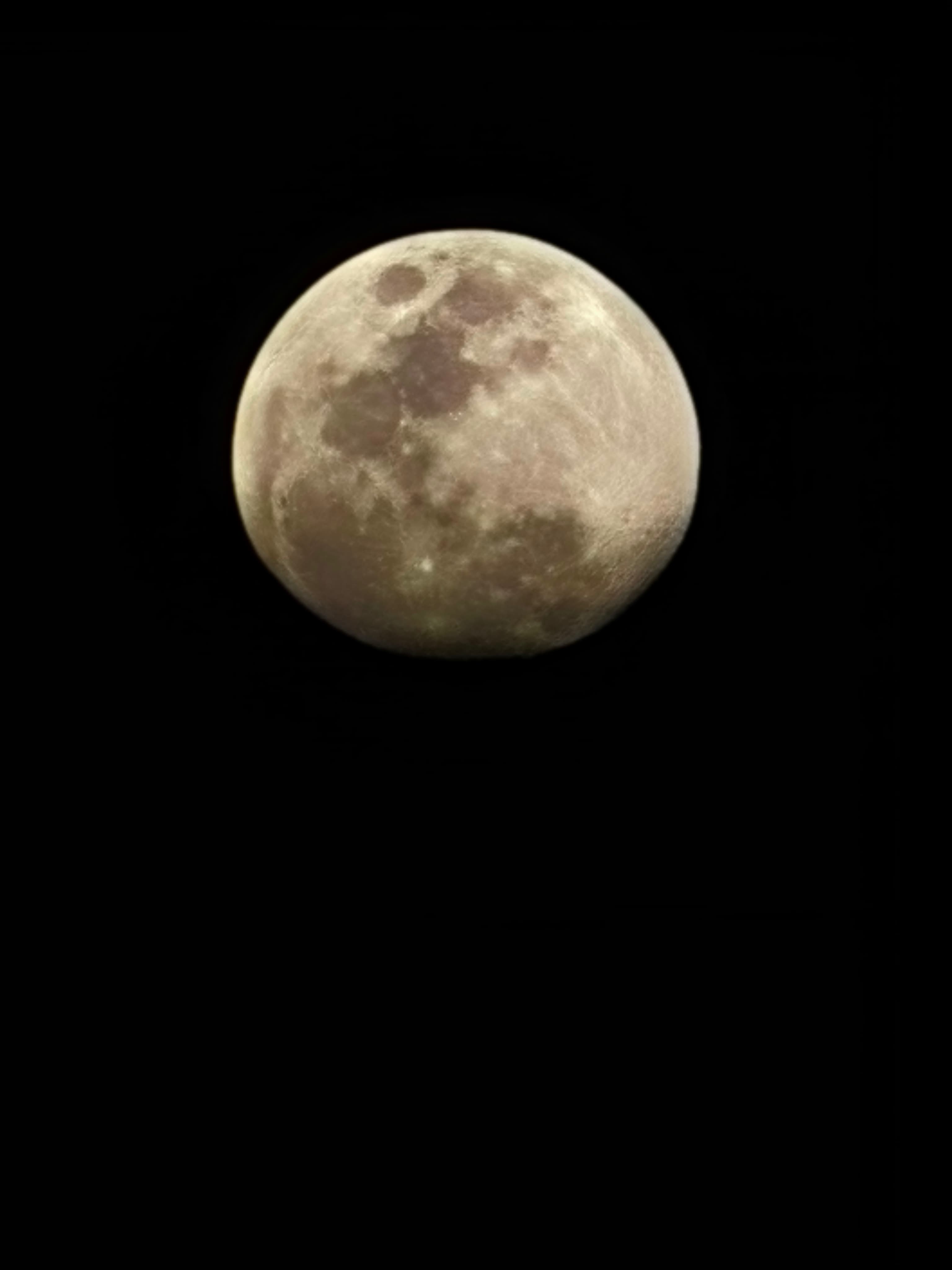 π Under the silent Moon thumbnail 3